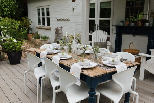 CS - Decking - Luxury Decking Dining Area