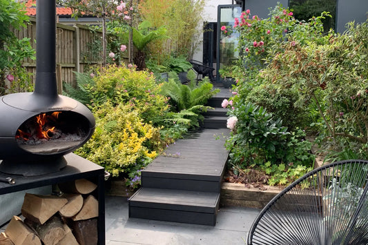 CS - Decking - Modern Courtyard Decking