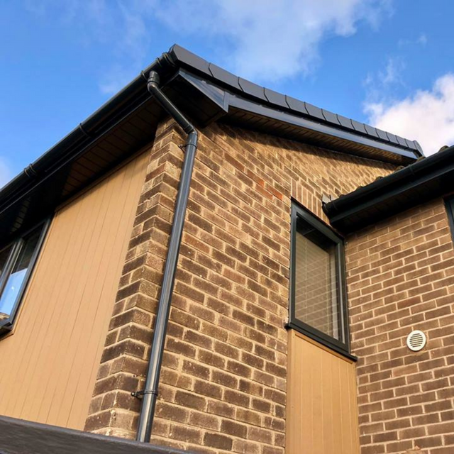 Oak Composite Cladding - 2.5m | Class D