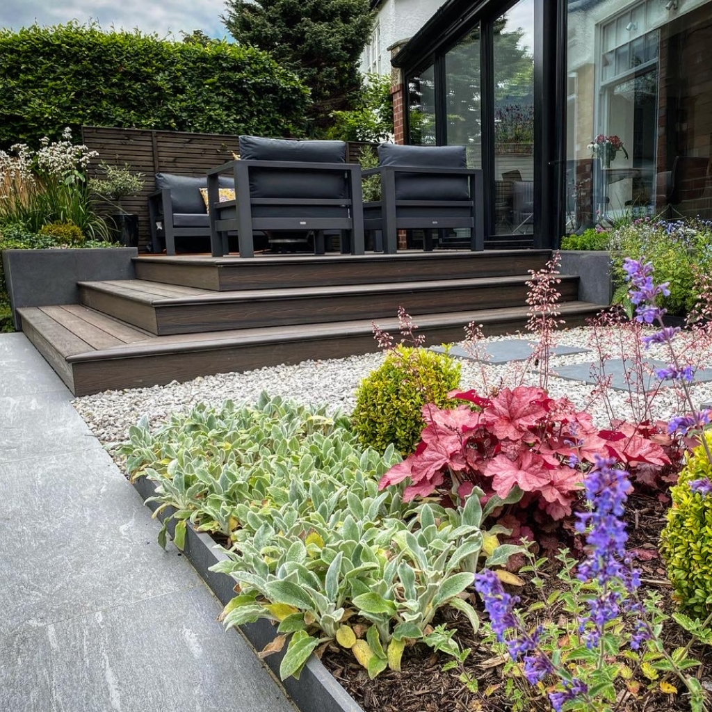 Iroko Bullnose Edging | Frontier