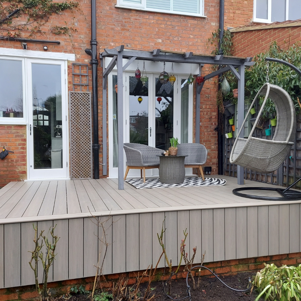 Marble Bullnose Edging | Frontier