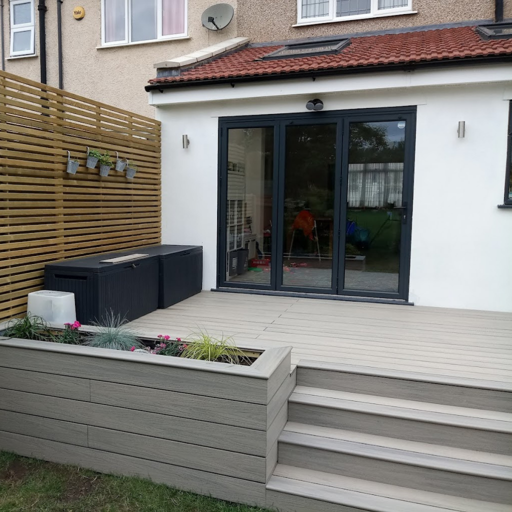 Marble Bullnose Edging | Frontier