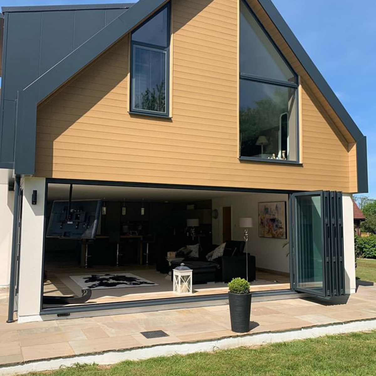 Oak Brown Composite Cladding - Class D - 3.6m | EnviroBuild