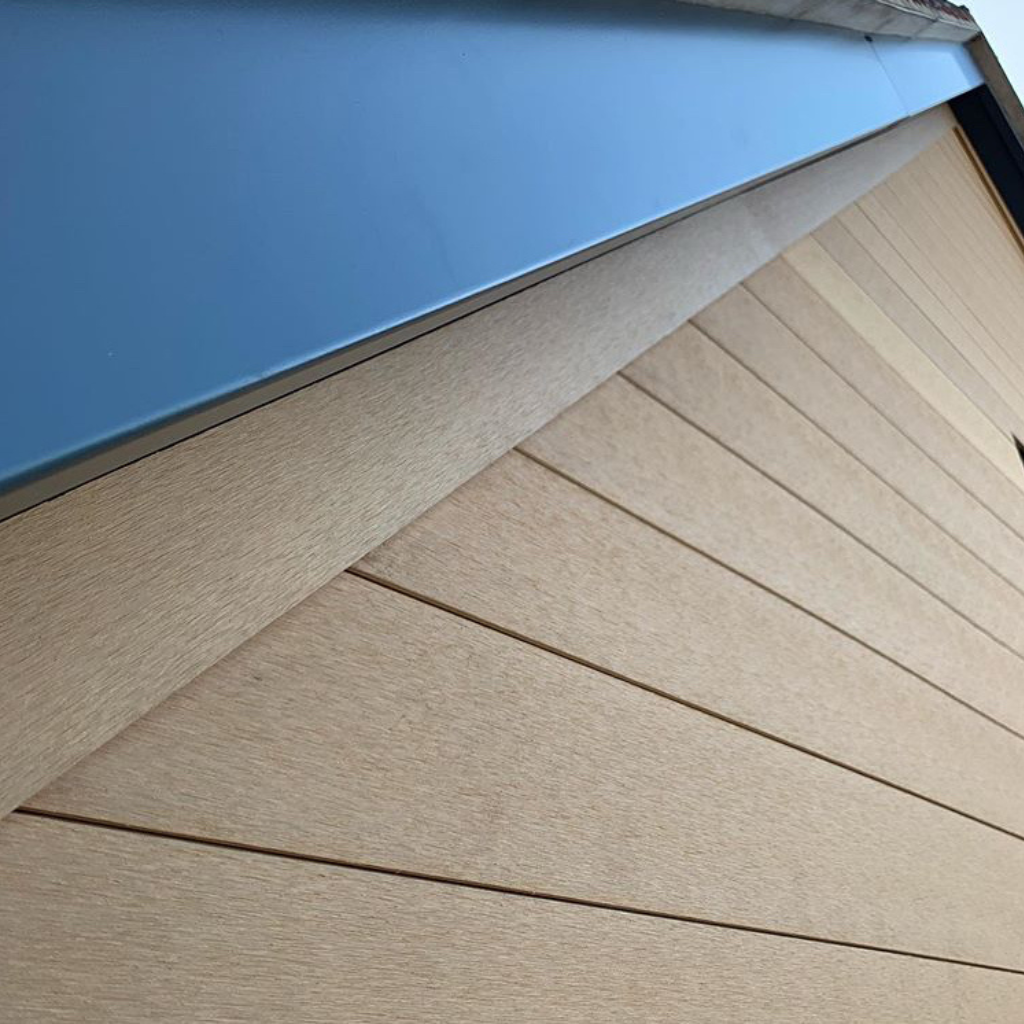 Oak Composite Cladding - 3.6m | Class D